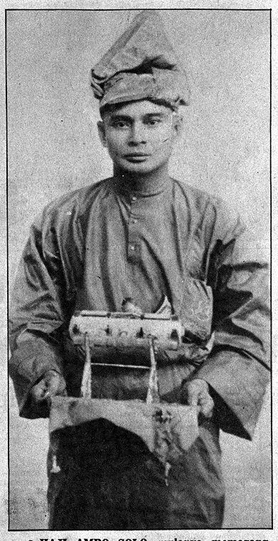Portrait of Haji Ambo Sooloh, the bearer of loyalty, carying the letter pledging the Malays' patriotism to country and the British Government (c.1934). This photograph was featured in the article "Ambo Sooloh helped set up Utusan Melayu' published in the Straits Times on 26 January, 1988.