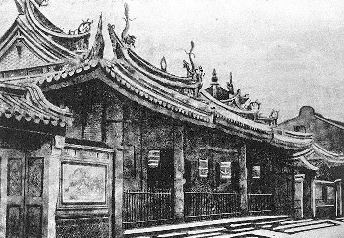 Thian Hock Keng temple at Telok Ayer Street. Built between 1839 to 1842, it is Singapore's oldest Chinese temple and was gazetted as a national monument on 28 June 1973.