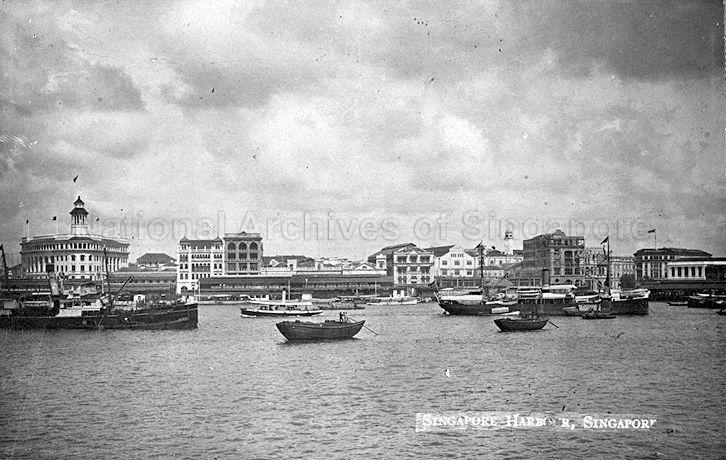 Sea front along Collyer Quay, Singapore, dominated by commercial buildings