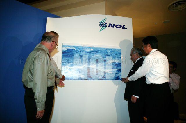Clockwise from left, former Neptune Orient Lines (NOL) Chairman Lua Cheng Eng, Prime Minister Goh Chok Tong, former NOL Chairman Michael Wong Pakshong and Chairman of NOL Cheng Wai Keung launching NOL book "Beyond Boundaries: The First 35 years of the NOL Story" at Fullerton Hotel