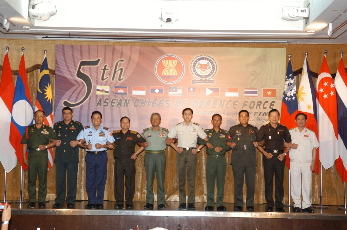 5TH ASEAN CHIEFS OF DEFENCE FORCE INFORMAL MEETING (ACDFIM ...