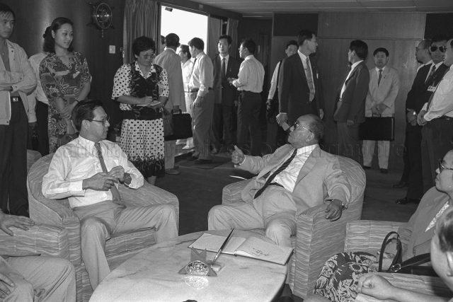 President of the People's Republic of China Yang Shangkun, who is in Singapore for a four-day state visit, with Deputy Prime Minister Ong Teng Cheong on board 'Harbour Queen' during tour of Singapore waterfront