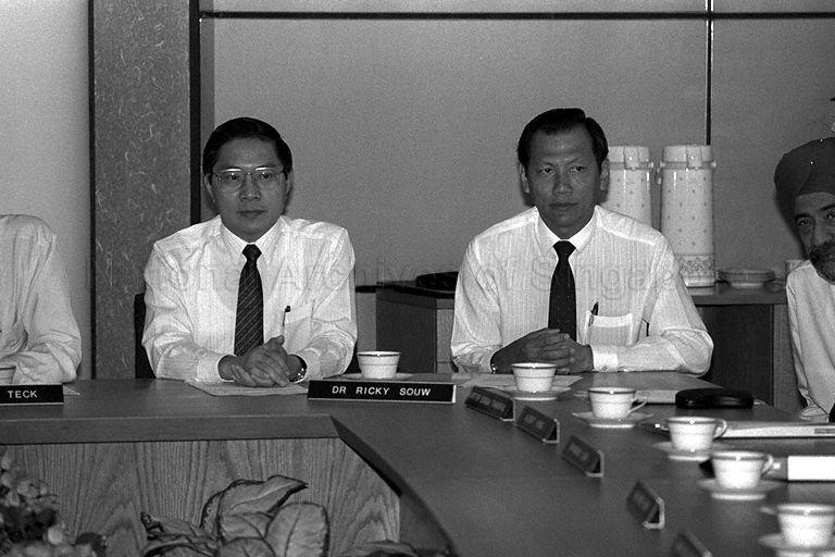 Managing Director of Sanwa Plastic Industry Pte Ltd Dr Ricky Souw (right) and Economic Development Board (EDB)'s Director of Enterprise Development Lee Suan Hiang at press conference on the newly-formed Committee to Promote Enterprise Overseas chaired by Minister of State for Finance and Communications Commodore (Cdre) Teo Chee Hean at Treasury Building