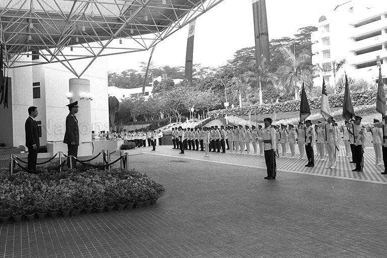Indonesian Minister for Defence and Security General Edi Sudradjat reviewing guard of honour mounted by the Army, Navy and Air Force at Ministry of Defence, Gombak Drive, when he calls on Minister for Defence Dr Yeo Ning Hong