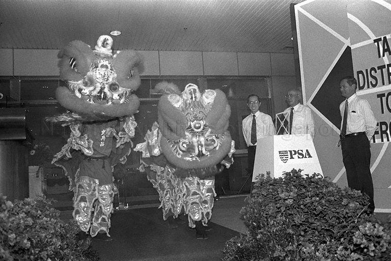 (From left) Minister of State for Trade and Industry and Communications Goh Chee Wee, Chairman of Port of Singapore Authority (PSA) Lim Kim San and PSA Executive Director Rear Admiral James Leo at official opening of Keppel Distripark, PSA, at Block 511, Kampong Bahru