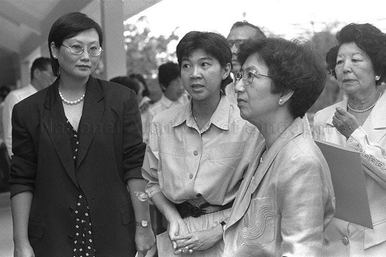 Minister of State for Health and Education Dr Aline Wong touring Geriatric Centre in Alexandra Hospital during its official opening. In the centre is Medical Director of Tsao Foundation Dr Lee Kng Swan.