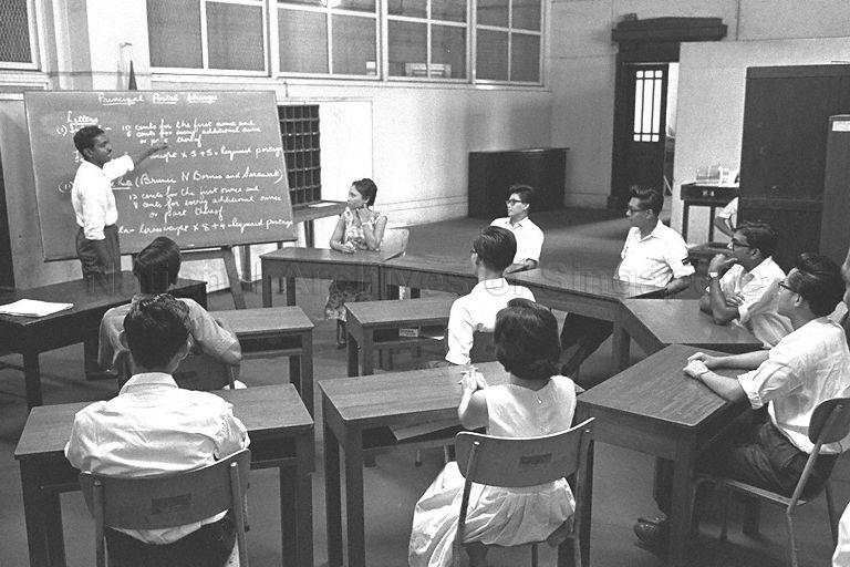 general-post-office-staff-attending-training-course