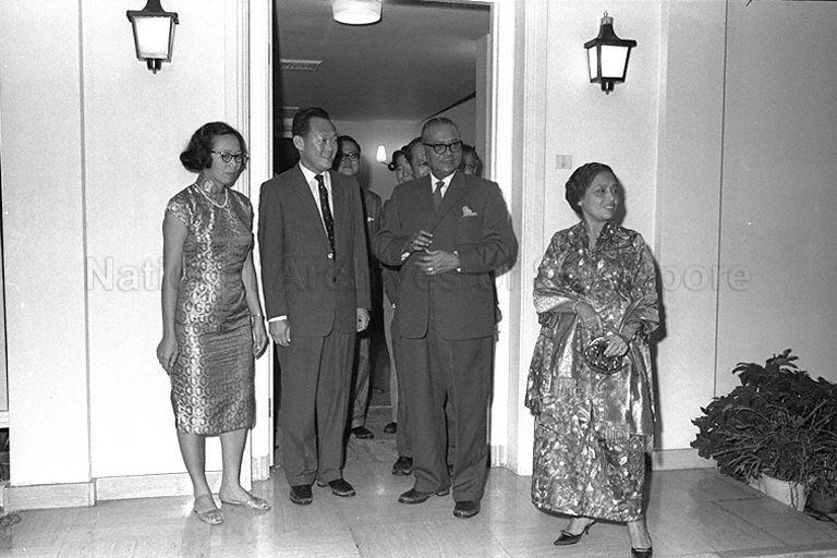 Prime Minister Lee Kuan Yew and Mrs Lee welcoming Malaysian Prime Minister Tengku Abdul Rahman and his wife, Tun Sharifah Rodziah Syed Alwi Barakbah to the reception marking opening of Rumah Temasek in Kuala Lumpur