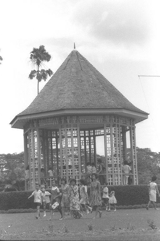 The bandstand at Singapore Botanic Gardens during Hari Raya Puasa and the second day of Chinese New Year. This octagonal gazebo was built in 1930 and had staged military band performances for many years, though it is no longer used for music now. <br />