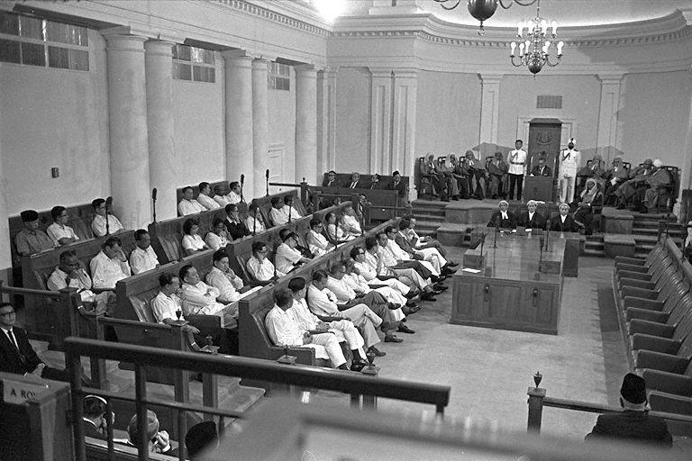 President Yusof Ishak addressing the House during opening of first Singapore Parliament. The President was designated President through Constitution (Amendment) Bill on 22 December 1965.
