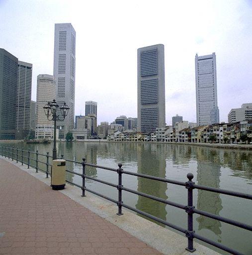 Singapore River and the Raffles Place financial district; Boat Quay (shophouses) on opposite bank of river