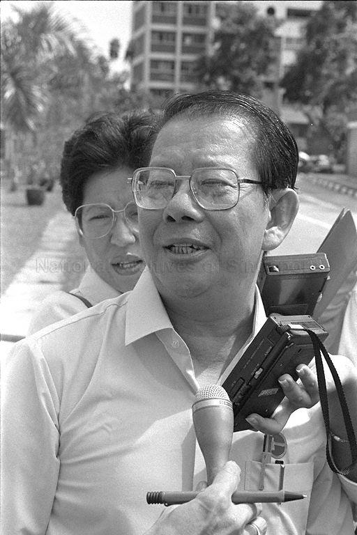 Workers' Party (WP) candidate for Fengshan constituency Chng Chin Siah speaking to the media at Ping Yi Secondary School on nomination day for the General Election on 3 September 1988