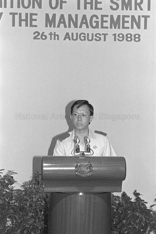 An official of Singapore Mass Rapid Transit (SMRT) speaking at the ceremony to mark SMRT management's recognition of SMRT Employees Union at Hyatt Regency Hotel