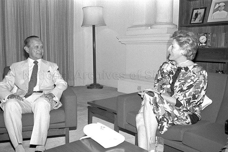 President Wee Kim Wee chatting with Mrs Gaston Thorn. She is at the Istana with her husband Gaston Thorn to pay a courtesy call on President Wee and the First Lady. Mr Thorn is the President and Chairman of Banque International a Luxembourg (BIL) and also the President of the International European Movement.