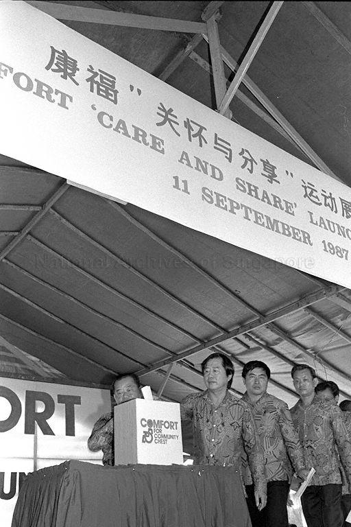  Drivers handing in their pledges to donate monthly to the Community Chest 