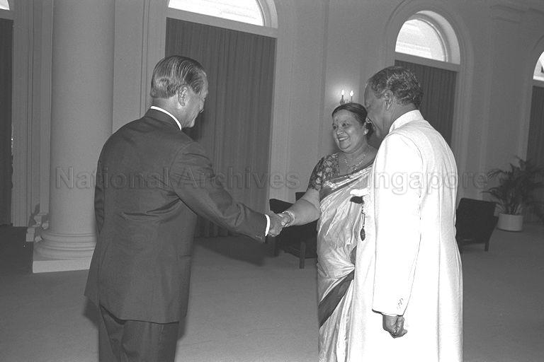 Wife of Indian High Commissioner Mrs K Sankaran Nair exchanging greetings with President Wee Kim Wee when the Indian High Commissioner presents his Letter of Credence to President Wee at Istana
