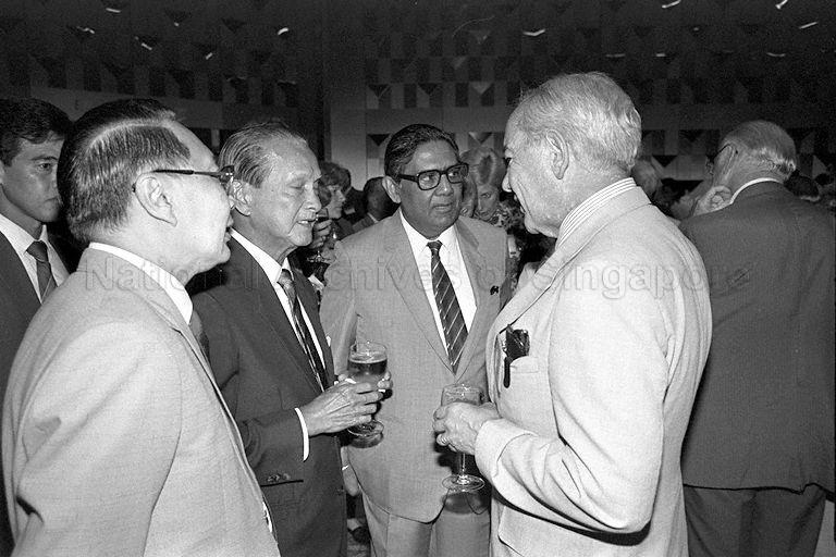 President Wee Kim Wee talking with a delegate at the reception. With him are Honorary President of the conference Dr Chew Chin Hin (Mr Wee's right) and Medical Director of the Singapore Anti-Tuberculosis Association (SATA) Dr N C Sen-Gupta (Mr Wee's left). Dr Sen-Gupta is also President of the International Union Against Tuberculosis (IUAT).