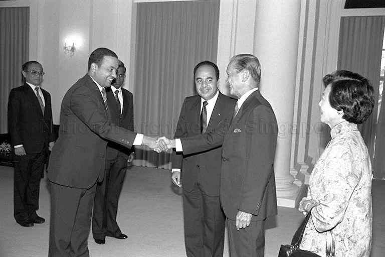 The Ambassador of the Arab Republic of Egypt Amr Abbass Zaki (third from right) introducing his official to President Wee Kim Wee at Istana