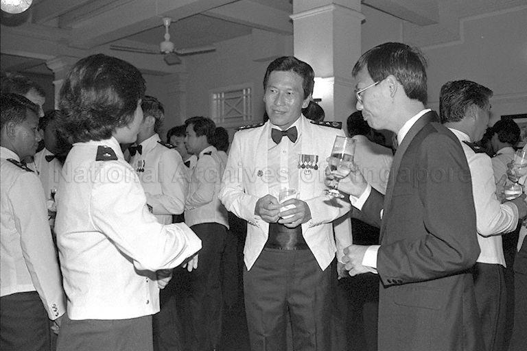 Police Commissioner Goh Yong Hong (centre) with Minister of State for Trade and Industry and Home Affairs Dr Lee Boon Yang (right) at Police Dining-in held at Senior Police Officers' Mess in Mount Pleasant Road