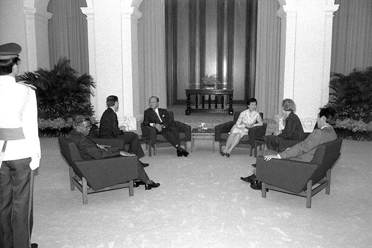 French Ambassador Frederic Grasset (second from left), accompanied by his wife (second from right), at Istana to present his credentials to President Wee Kim Wee.
