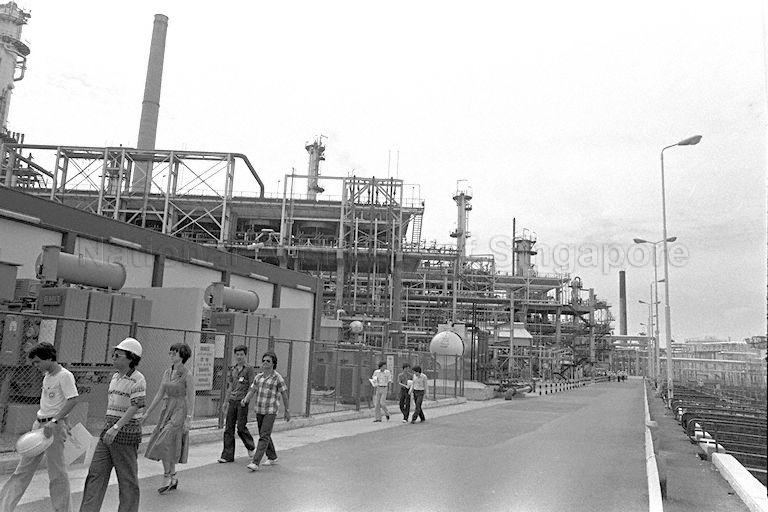 Guests at opening of Shell's $600 million hydrocracker complex in Pulau Bukom