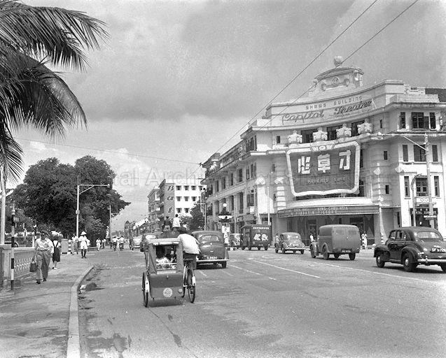 Capitol Cinema at the junction of Stamford and North Bridge Roads. It was Shaw Organisation's flagship cinema after they purchased the Capitol Theatre (later renamed Shaws Building) from the Namazie brothers in 1946. The tenancy of the building was returned to the Singapore government in the 1980s.