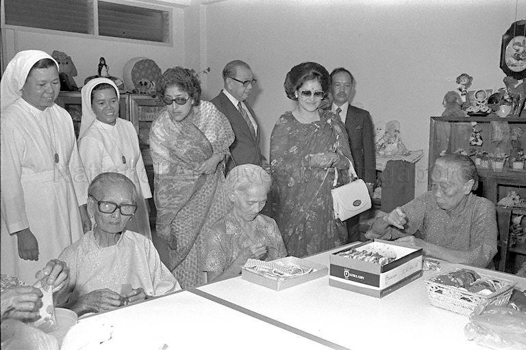 Queen Aishwarya Of Nepal And Princess Sharada Shah Left