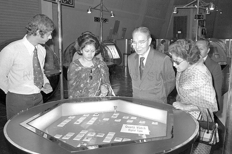Queen Aishwarya of Nepal (second from left) and Princess Sharada Shah, sister of King Birendra are briefed during a tour of the Singapore Science Centre. The Queen and her entourages are accompanying King Birendra on a five-nation tour of Sri Lanka, Singapore, Burma, Bangladesh and India.