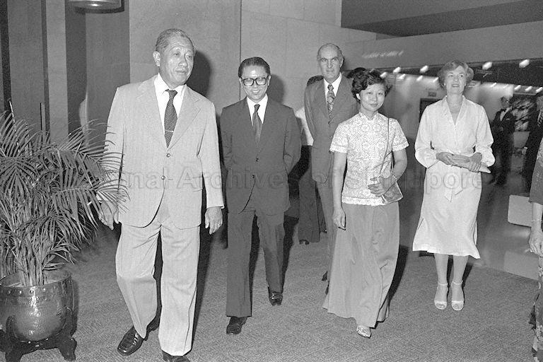 President of the General Insurance Association of Singapore, Tan Hoay Gie (left) escorting Senior Minister of State (Education) Dr Tony Tan and his wife, Mary Tan at the annual dinner held at the Mandarin Hotel