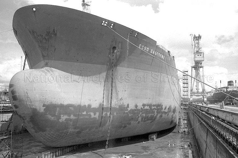 The German tanker, Esso Gascogne, undergoing repairs at the $50 million drydock at Sembawang Shipyard. The picture is taken during the visit of Prime Minister (PM) Lee Kuan Yew and former British PM Sir Harold Wilson who is on a five-day visit to Singapore at the invitation of PM Lee.
