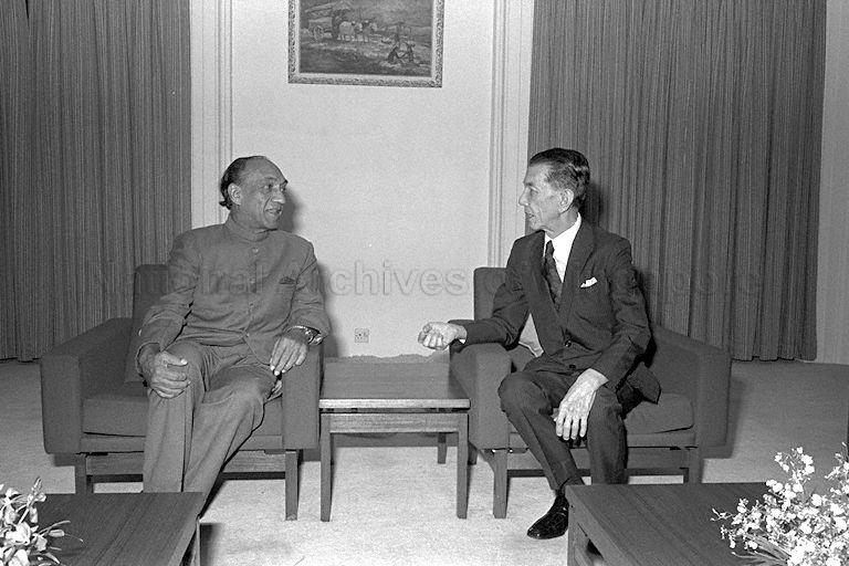 President of Sri Lanka Junius Richard (J R) Jayewardene, who is on a one-day stopover in Singapore after attending the Commonwealth Heads of Government Regional Meeting in Sydney, calling on President Dr Benjamin Henry Sheares at Istana
