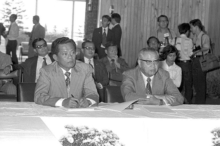 Thai Prime Minister (PM) General Kriangsak Chomanan (left) and Minister for National Development Lim Kim San during the Thai PM's visit to Ministry of National Development while on an official three-day visit to Singapore