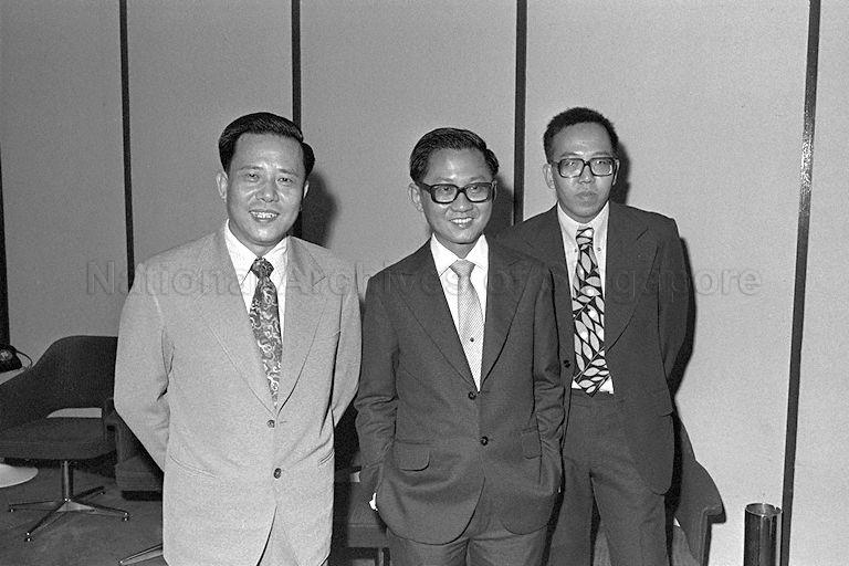 At right is Leslie Fong, News Editor of The Straits Times newspaper. 