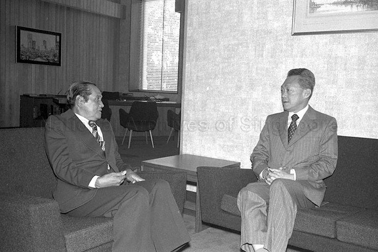 Former President of the Philippines Dr Diosdado Macapagal calling on Prime Minister Lee Kuan Yew at Istana Annexe