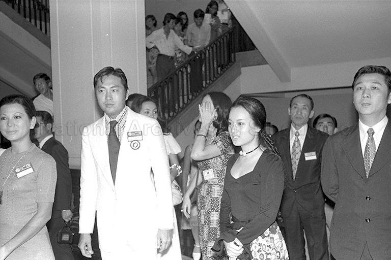 (Foreground from left) Hong Kong stars Ivy Ling Po and husband Chin Han, and Taiwan's actress-singer Judy Ongg at City Hall.