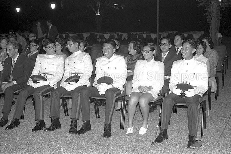 President's Scholars, from right, George Yeo (St Joseph's Institution), Yap Hui Kim (National Junior College), Teo Chee Hean (St Joseph's Institution), Lim Teik Hock (St Andrew's) and Lim Hng Kiang (Raffles Institution) at award presentation ceremony held at Istana