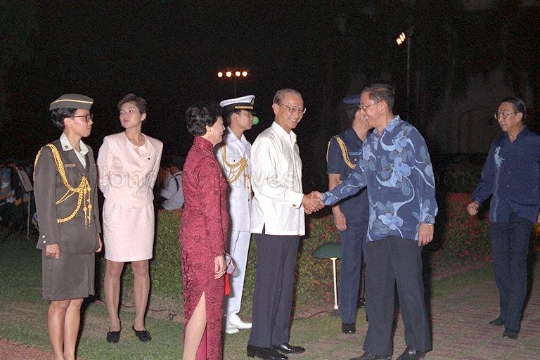President and Mrs Wee Kim Wee welcoming Member of Parliament for Kampong Glam Group Representation Constituency (GRC) Dr Wong Kwei Cheong during National Day reception at Istana