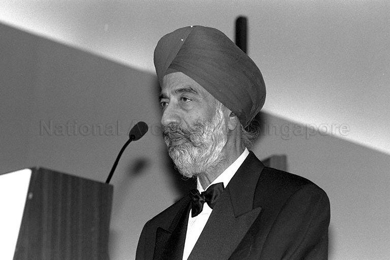 Businessman of the Year for 1995 &nbsp;Kartar Singh Thakral speaking during Singapore Business Awards presentation at Shangri-La Hotel.