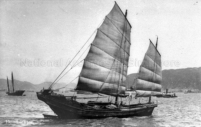 Chinese junk with the sails up