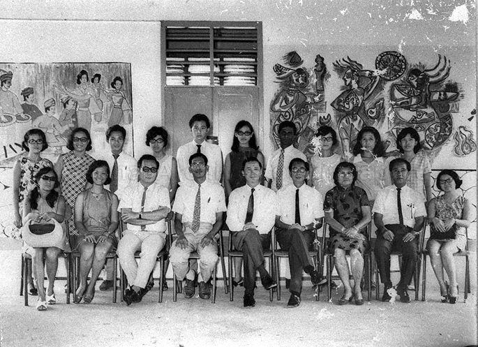 Group photograph of Principal Mr David Soh Biow Chwee with school session I staff of Haig Boys' School. Among the school staff are Mr Eng (seated, third from left) and Mr Spykerman (seated, fourth from left).