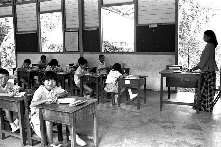 Neo Tiew Village (Lim Chu Kang) -- Kay Wah Primary School (branch of main school at Ama Kheng)