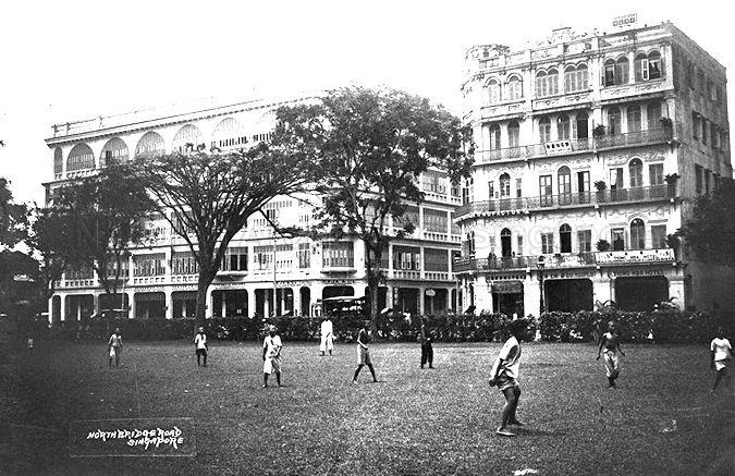 Tiong Hua Hotel looking from Saint Andrew Cathedral.