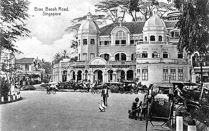 View of building at 13 Dhoby Ghaut taken from Bras Basah Road. &nbsp;This Victorian-style building was built by Teo Hoo Lye, a founding member of Singapore Chinese Chamber of Commerce. Its ground floor was occupied by Louis Molteniâ€™s confectionery. &nbsp;The property was later purchased by the family of the late Loke Yew, and in 1937 the land was cleared for the construction of Cathay Building.