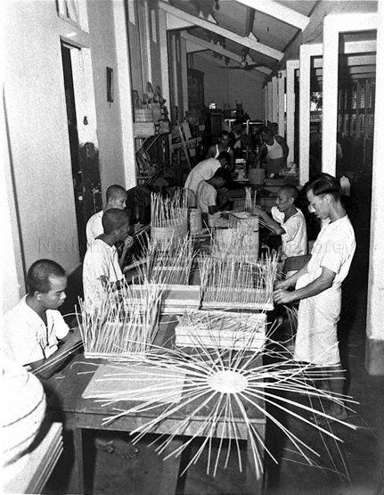 Rattan basket weaving