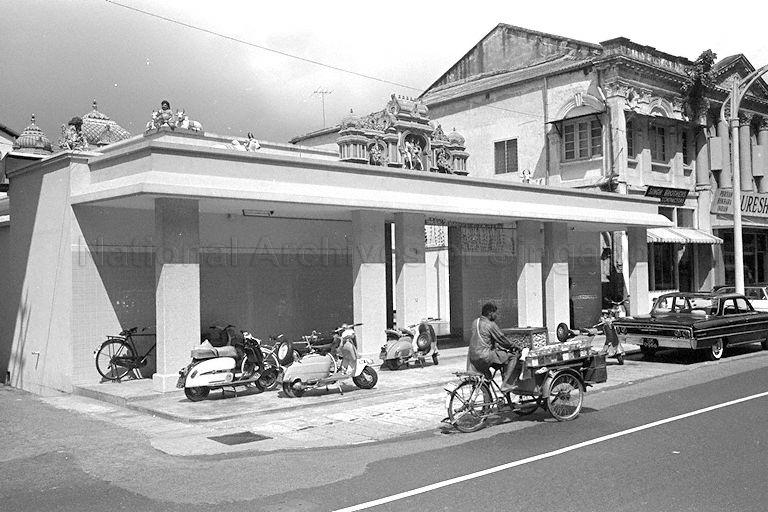 Sri Sivan Temple at Orchard Road. Information on the temple and street name was provided by Mr Lim Kheng Chye, National Archives of Singapore (NAS) Board advisor.