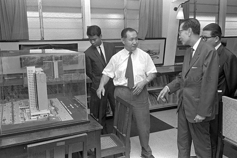 Chairman of Housing and Development Board Howe Yoon Chong (second from left) briefing Cambodian Deputy Prime Minister and Vice-President of Council of Ministers Son Sann and his delegation during their visit to Housing and Development Board.