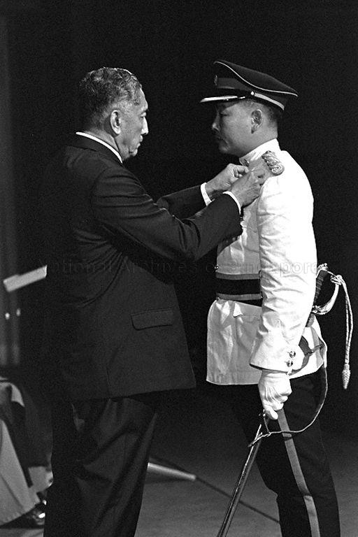 President Yusof Ishak Presenting Pingat Pentadbiran Awam