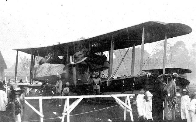 This Vickers Vimy twin-engined biplane was the first aircraft to land in Singapore, under command of Captain Ross Smith, en route from England to Australia