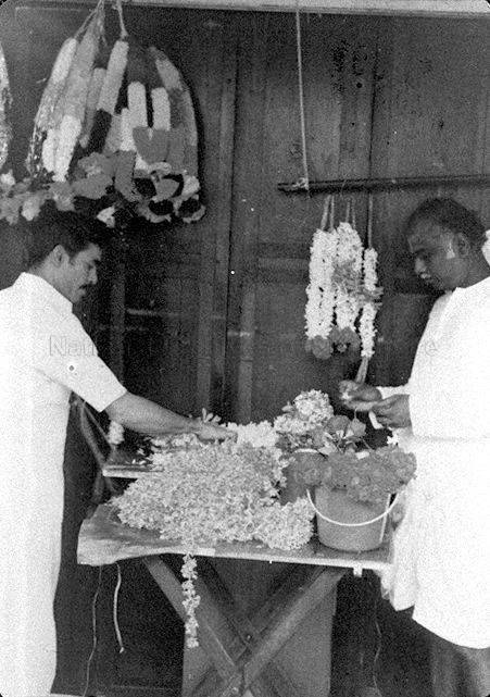 Indian flower garland makers