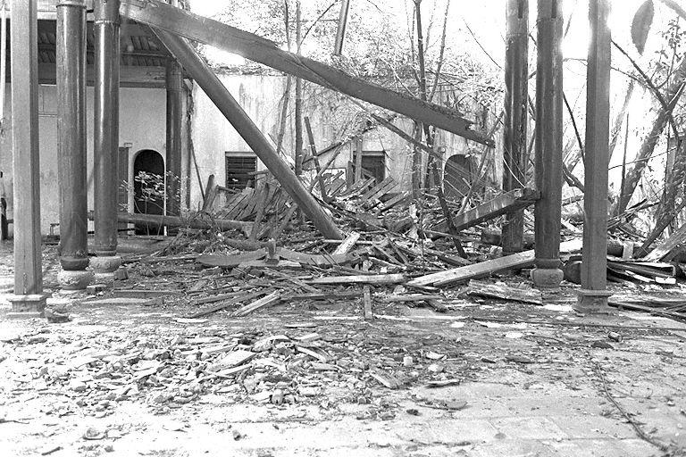 Cui Ying School also known as Chui Eng Si E, a Chinese free school in Amoy Street, was founded by Tan Kim Seng
